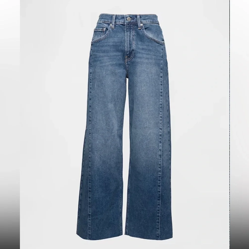 GAP High Rise Stride Flare Wide-Leg Jeans Petite Short - Picture 5 of 13